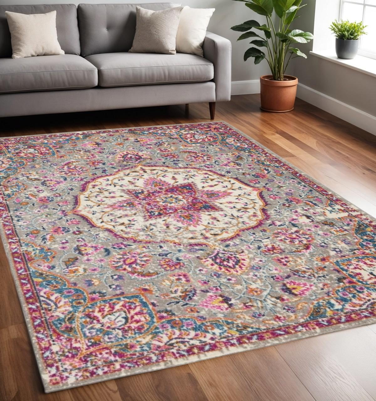 Gray and Ivory Polypropylene Medallion Area Rug, 5′ × 7′