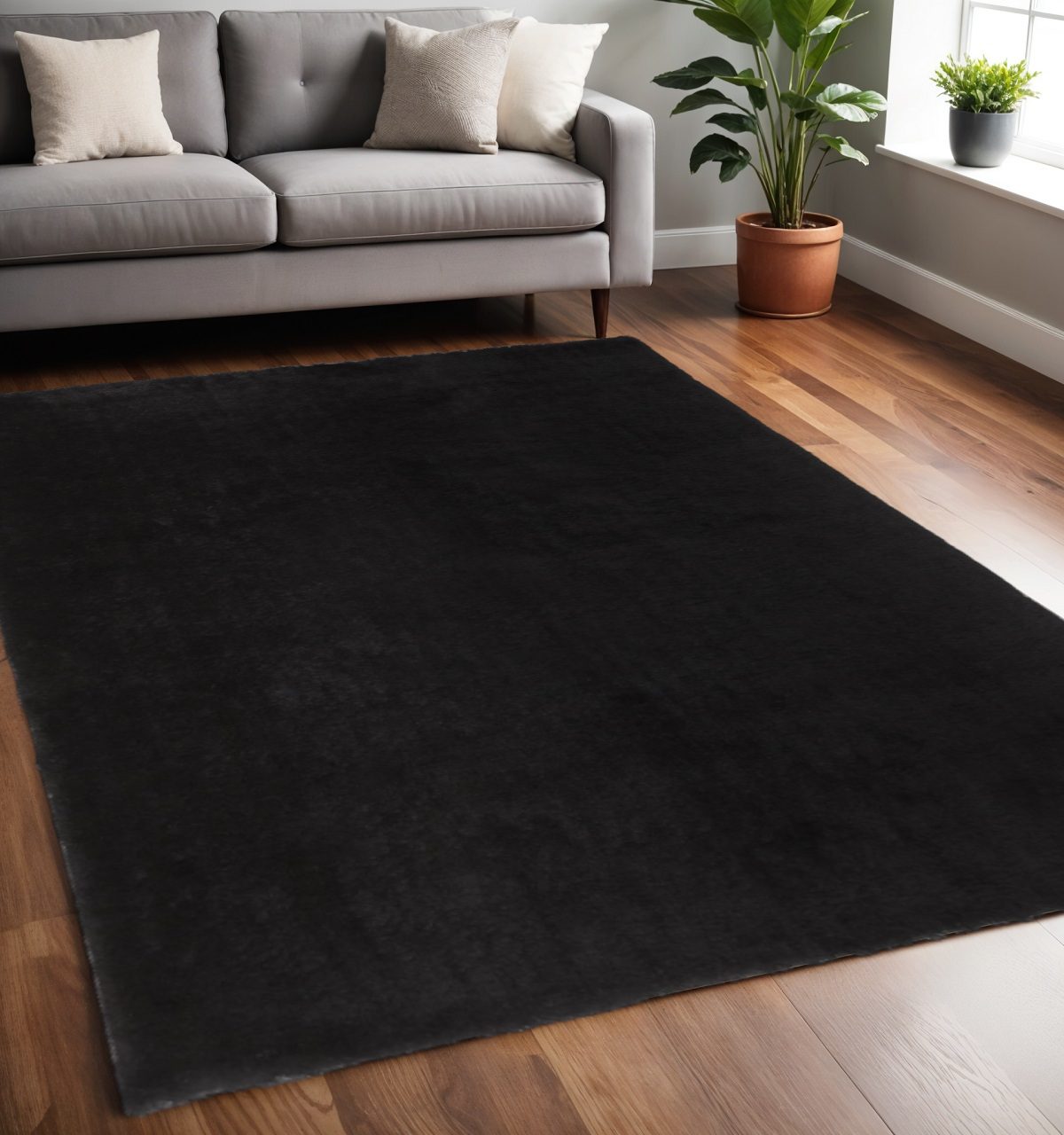 Black Shag Tufted Polyester Rectangle Area Rug, 5′ × 8′