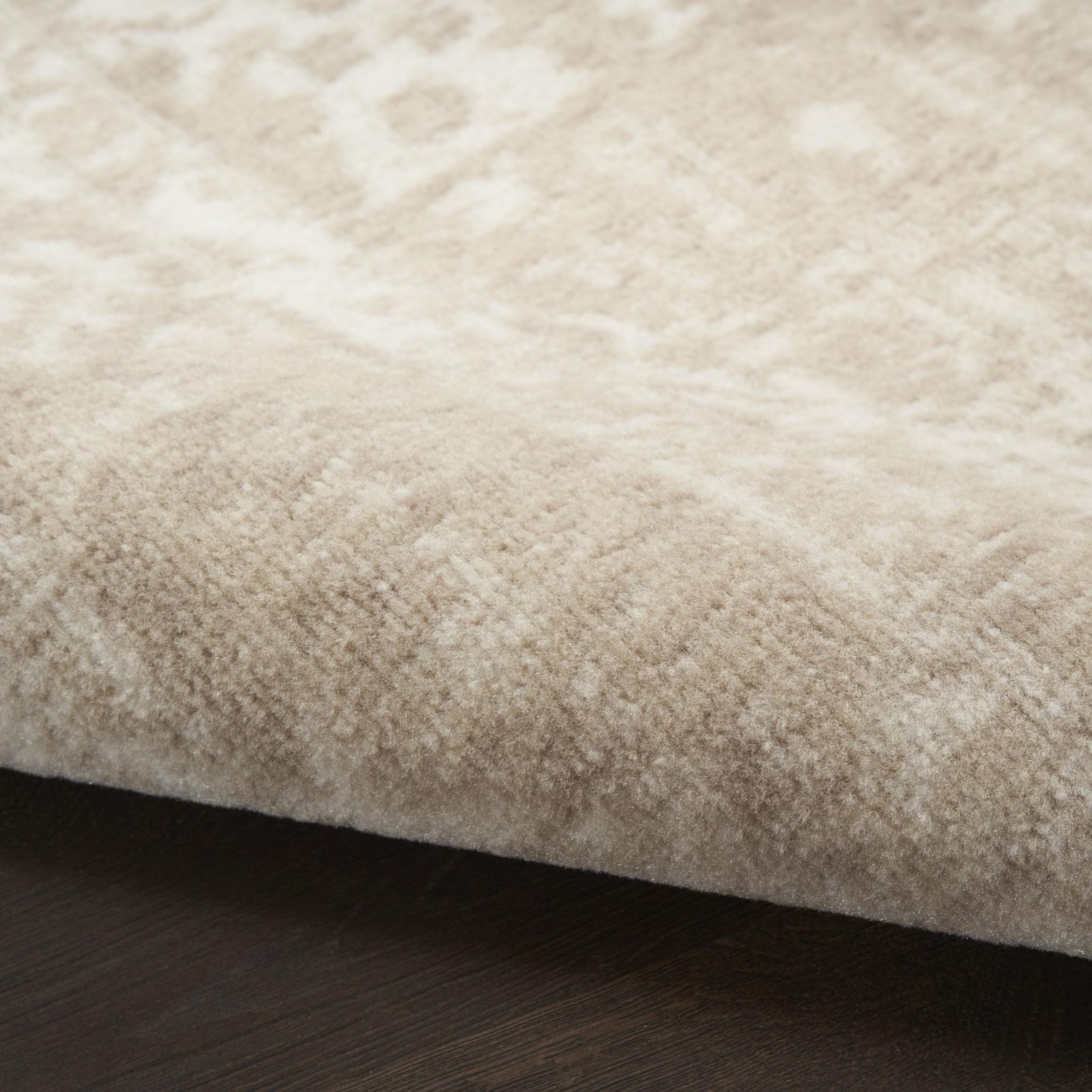 Ivory Floral Polypropylene Power Loom Area Rug
