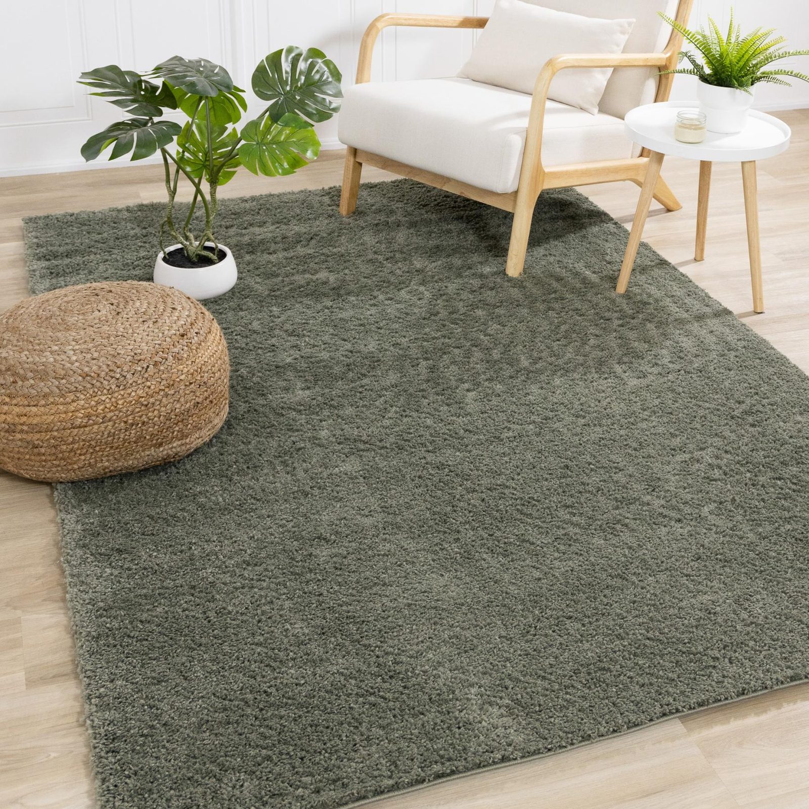 Dark Green Polypropylene Rectangle Area Rug