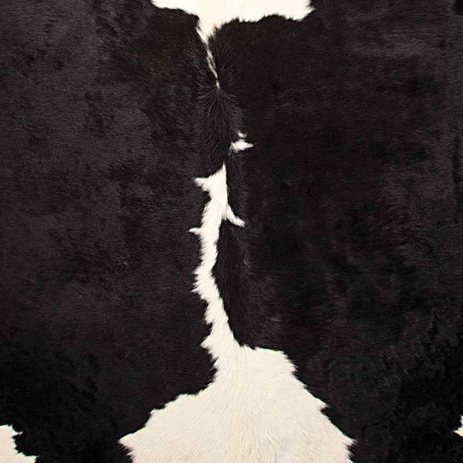 6′ X 7′ Black and White Cowhide Area Rug