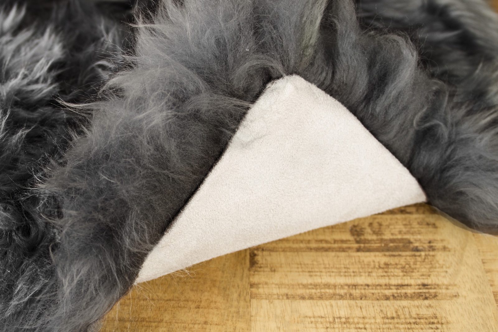 6′ Gray Genuine Sheepskin Animal Print Shag Area Rug