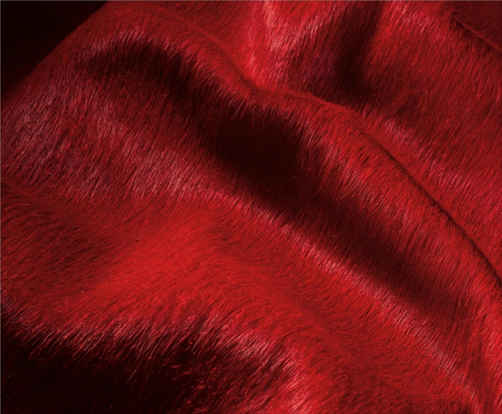 6′ X 7′ Red Cowhide Area Rug