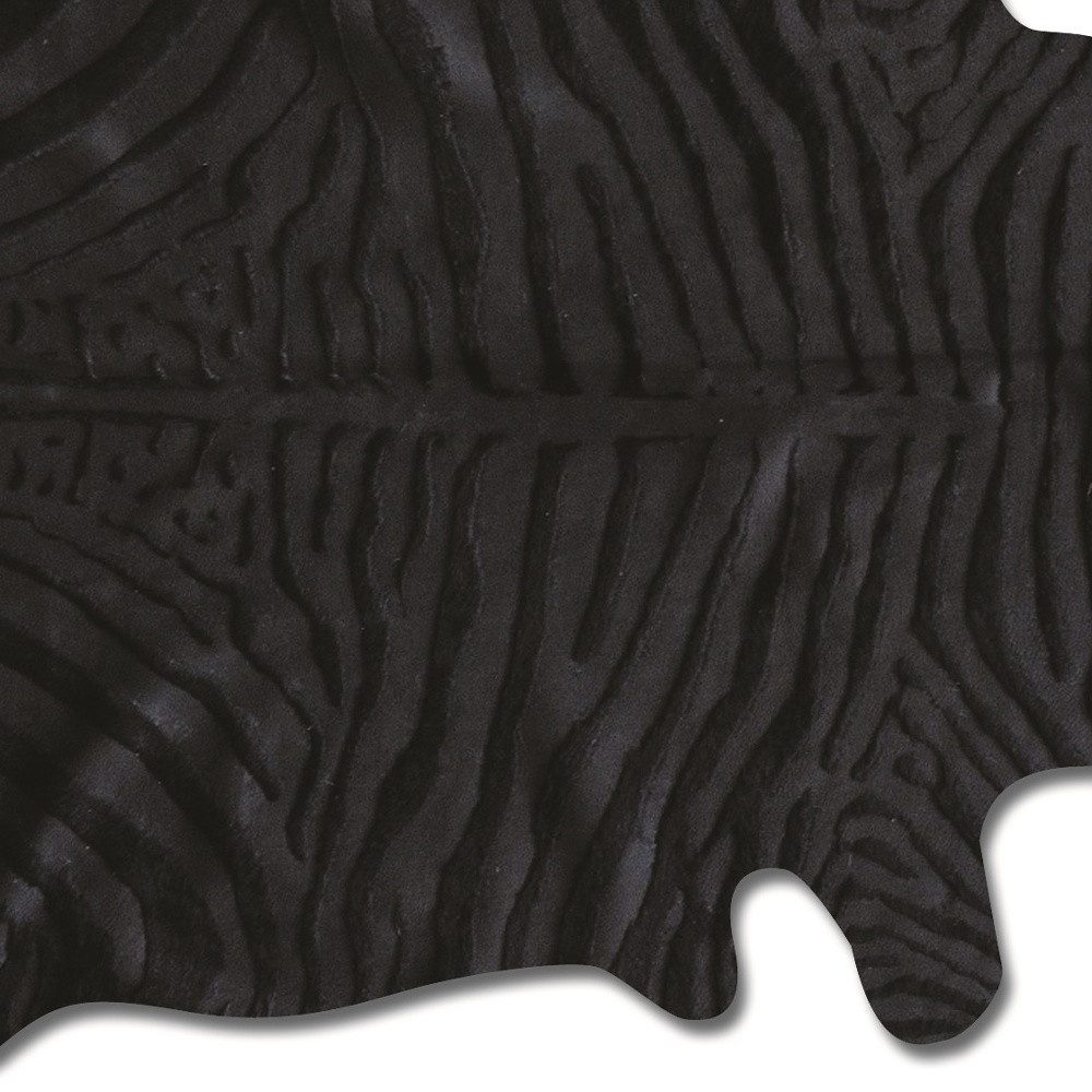 6′ X 7′ Black Cowhide Handmade Area Rug
