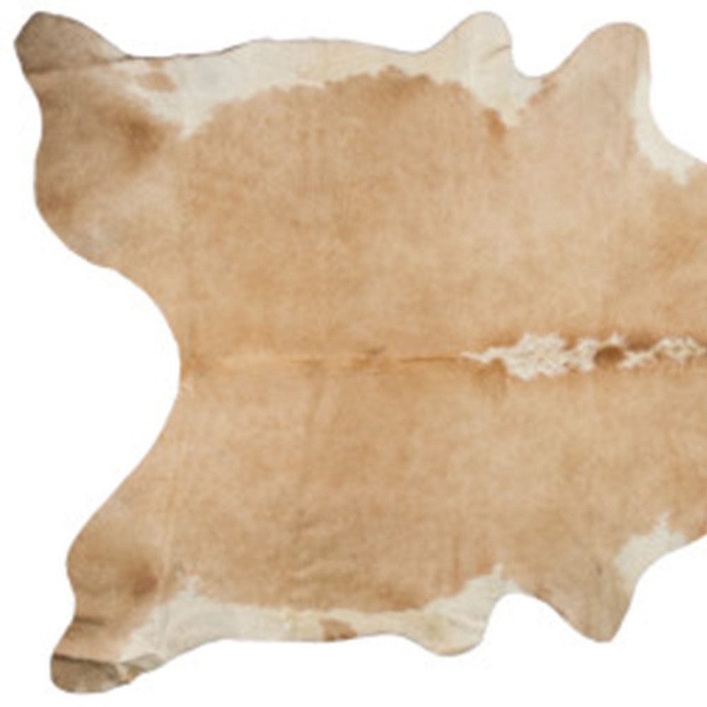 6′ X 7′ Tan And White Cowhide Print Area Rug