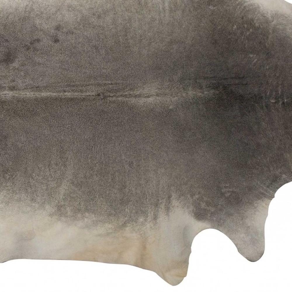 5′ X 7′ Gray Cowhide Area Rug