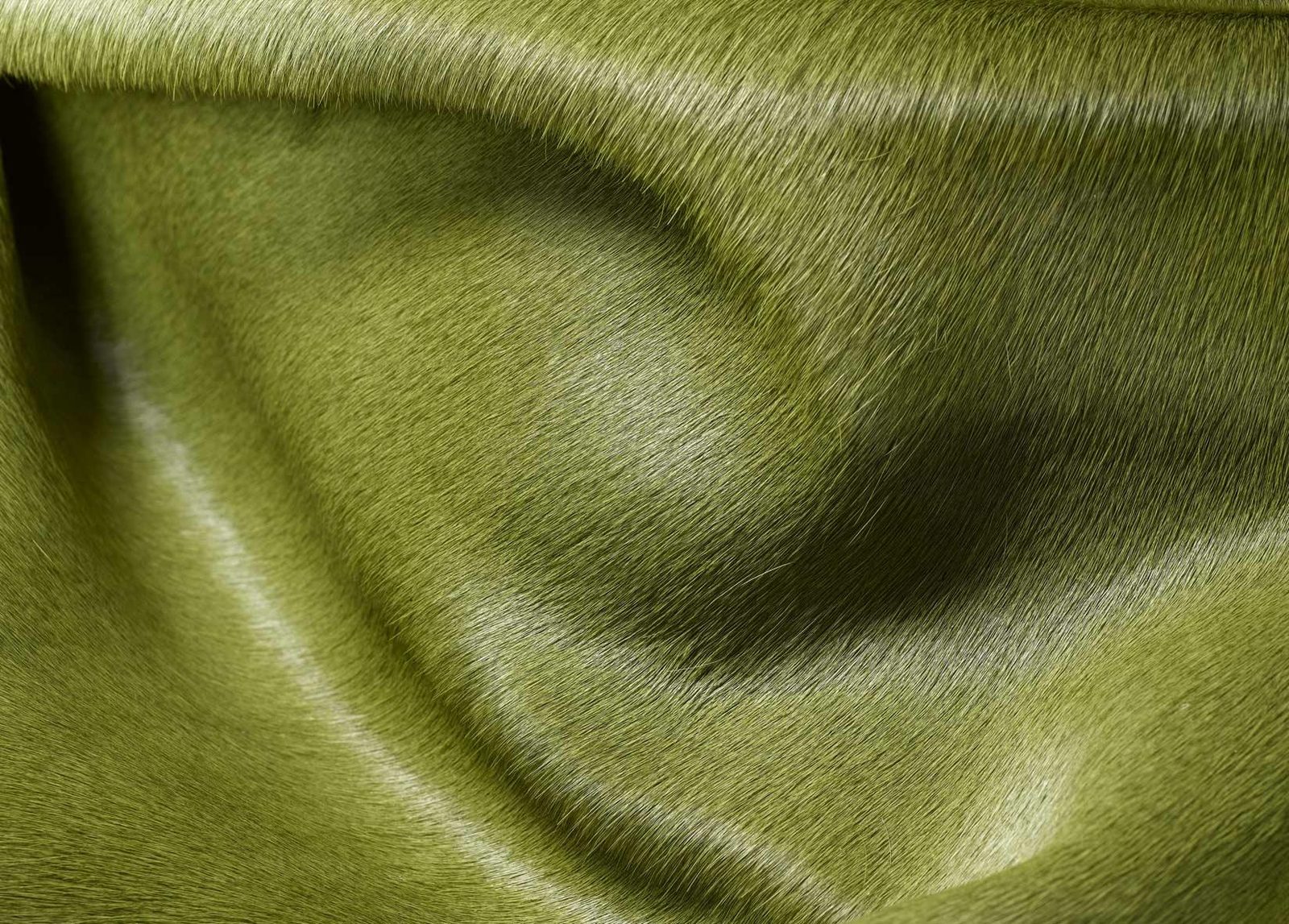 5′ X 7′ Lime Green Cowhide Area Rug