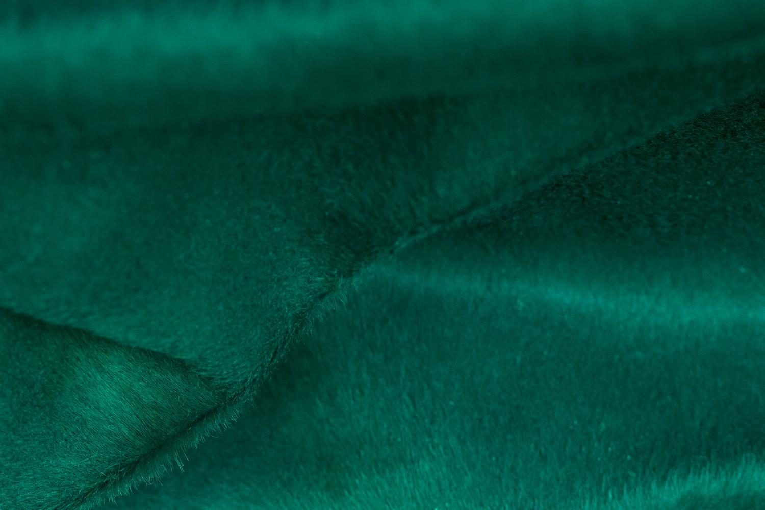 5′ X 7′ Green Cowhide Area Rug