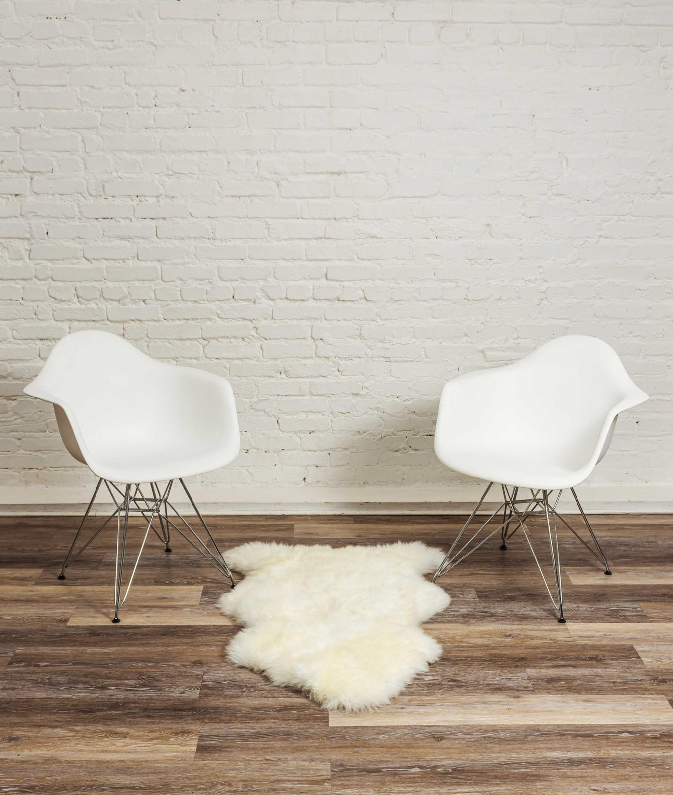 2′ X 3′ Ivory Shag Area Rug