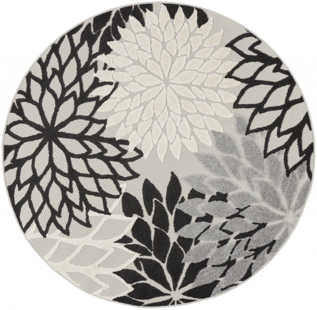 5′ Black and White Indoor Outdoor Round Rug II