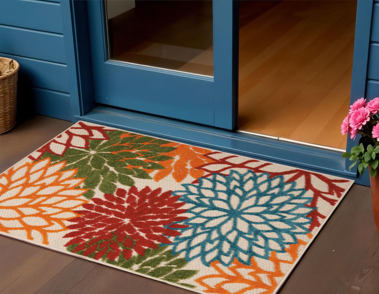 3′ X 4′ Green and Ivory Indoor Outdoor Area Rug