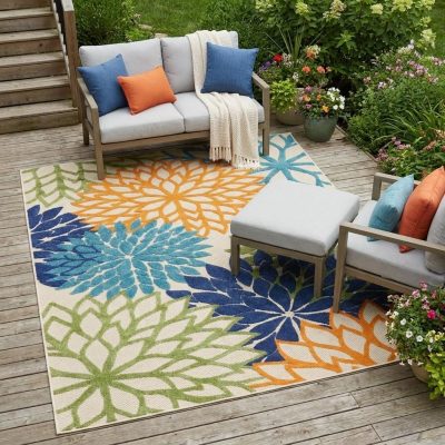 4′ X 6′ Ivory and Blue Floral Indoor-Outdoor Area Rug