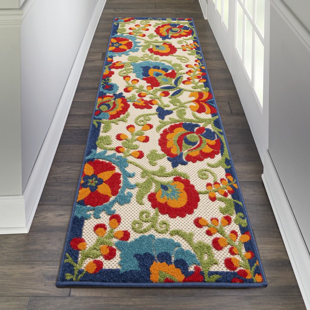 6′ Green and Ivory Indoor Outdoor Area Rug