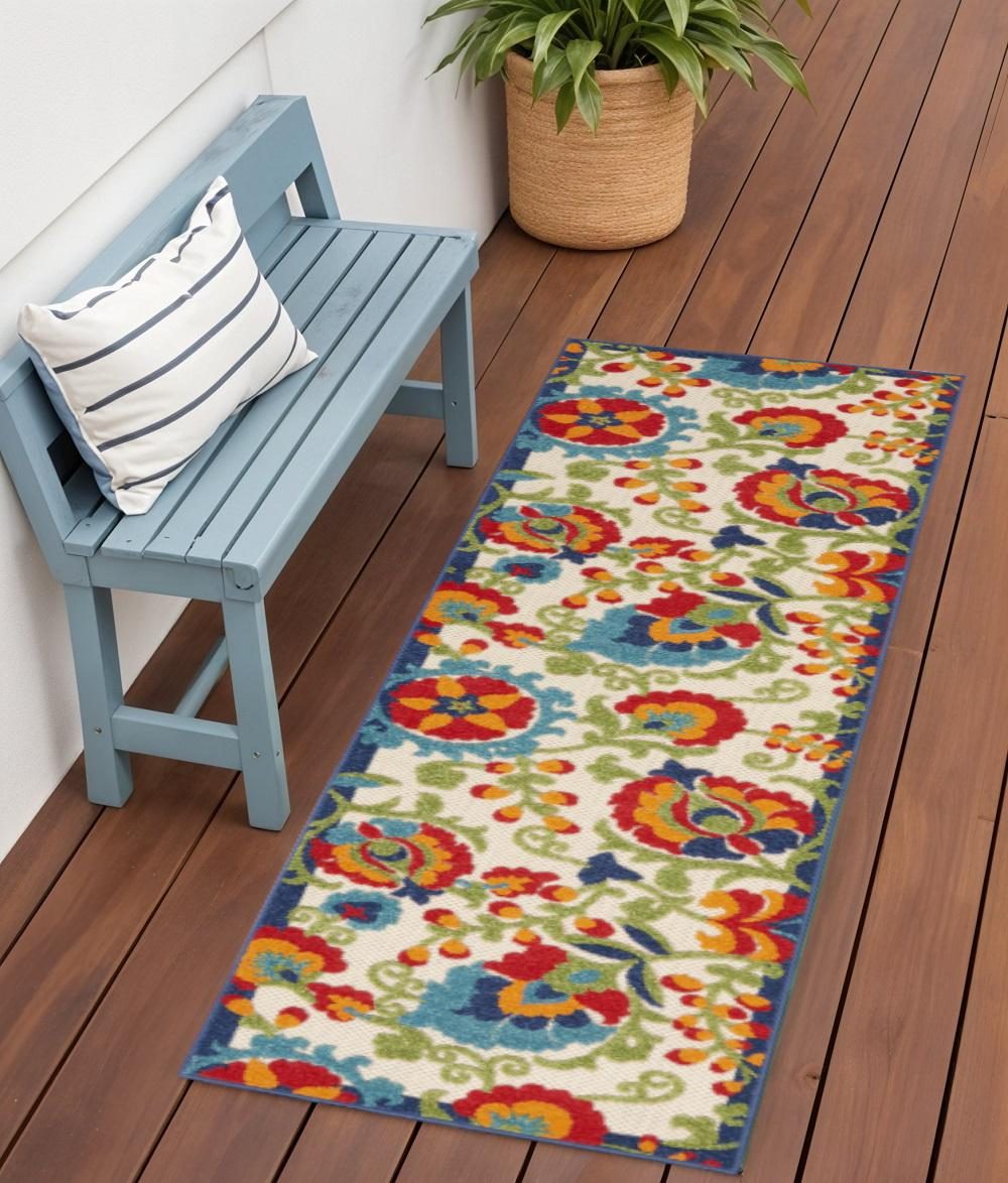 6′ Green and Ivory Indoor Outdoor Area Rug