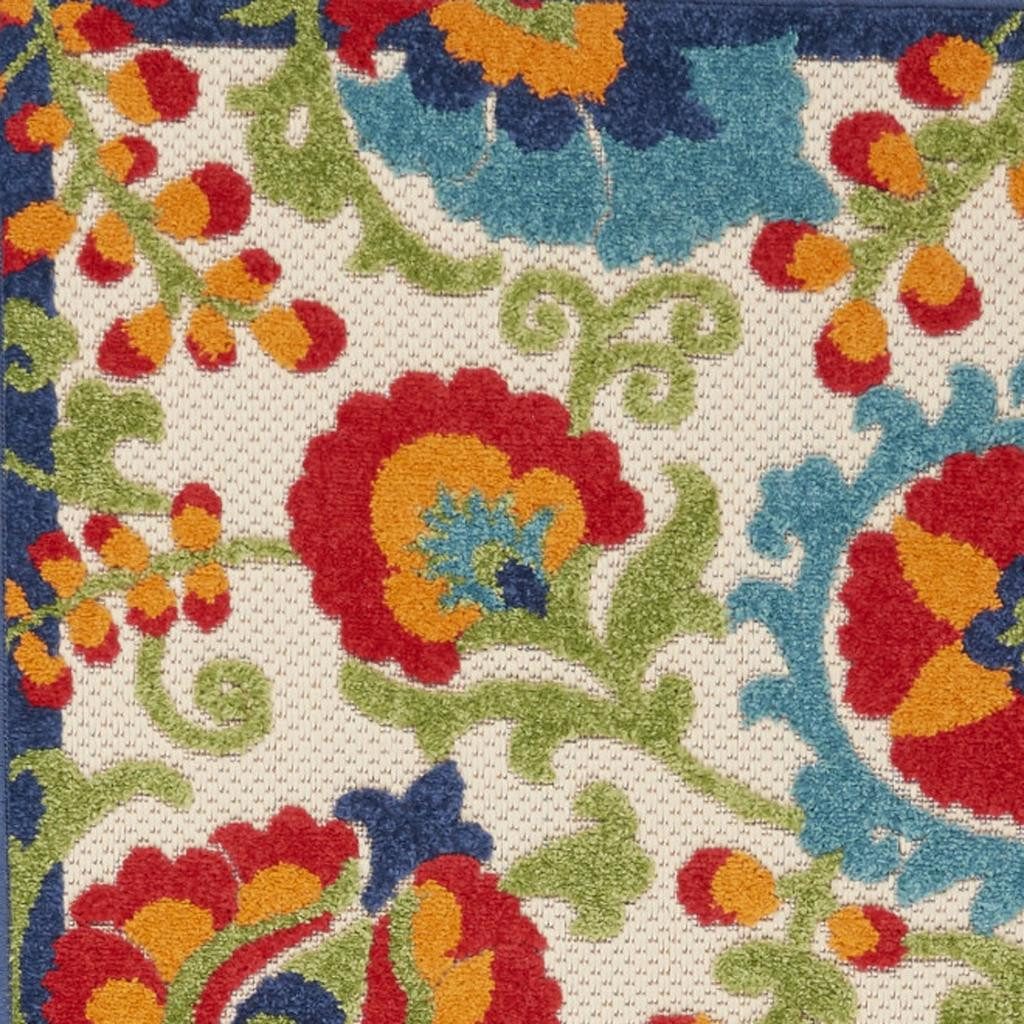 8′ Green And Ivory Indoor Outdoor Area Rug
