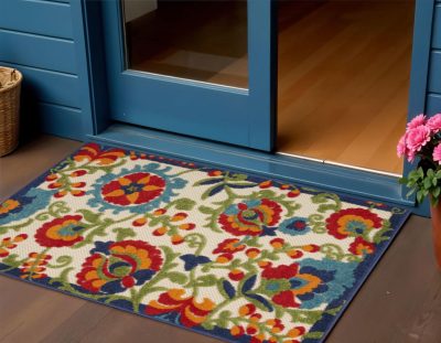 3′ X 4′ Green and Ivory Indoor-Outdoor Area Rug II