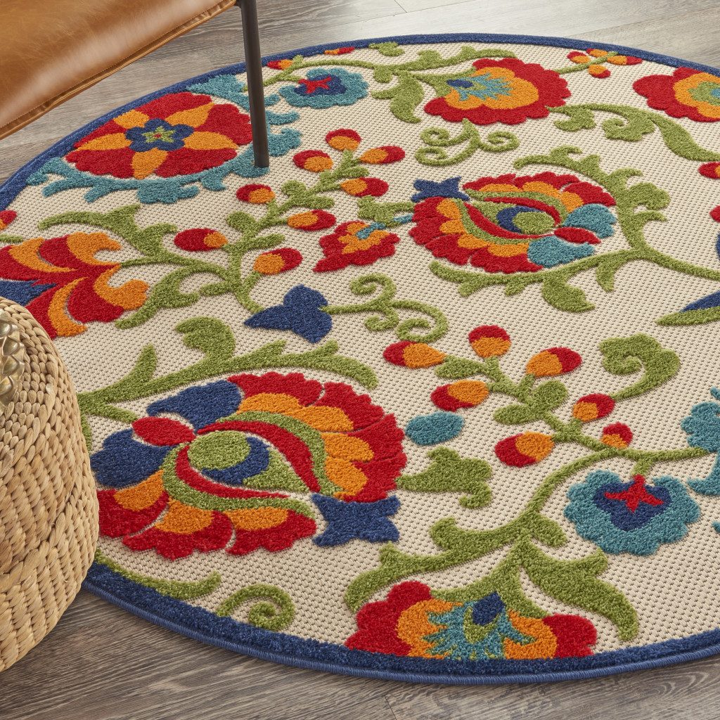 4′ Green and Ivory Indoor Outdoor Round Rug