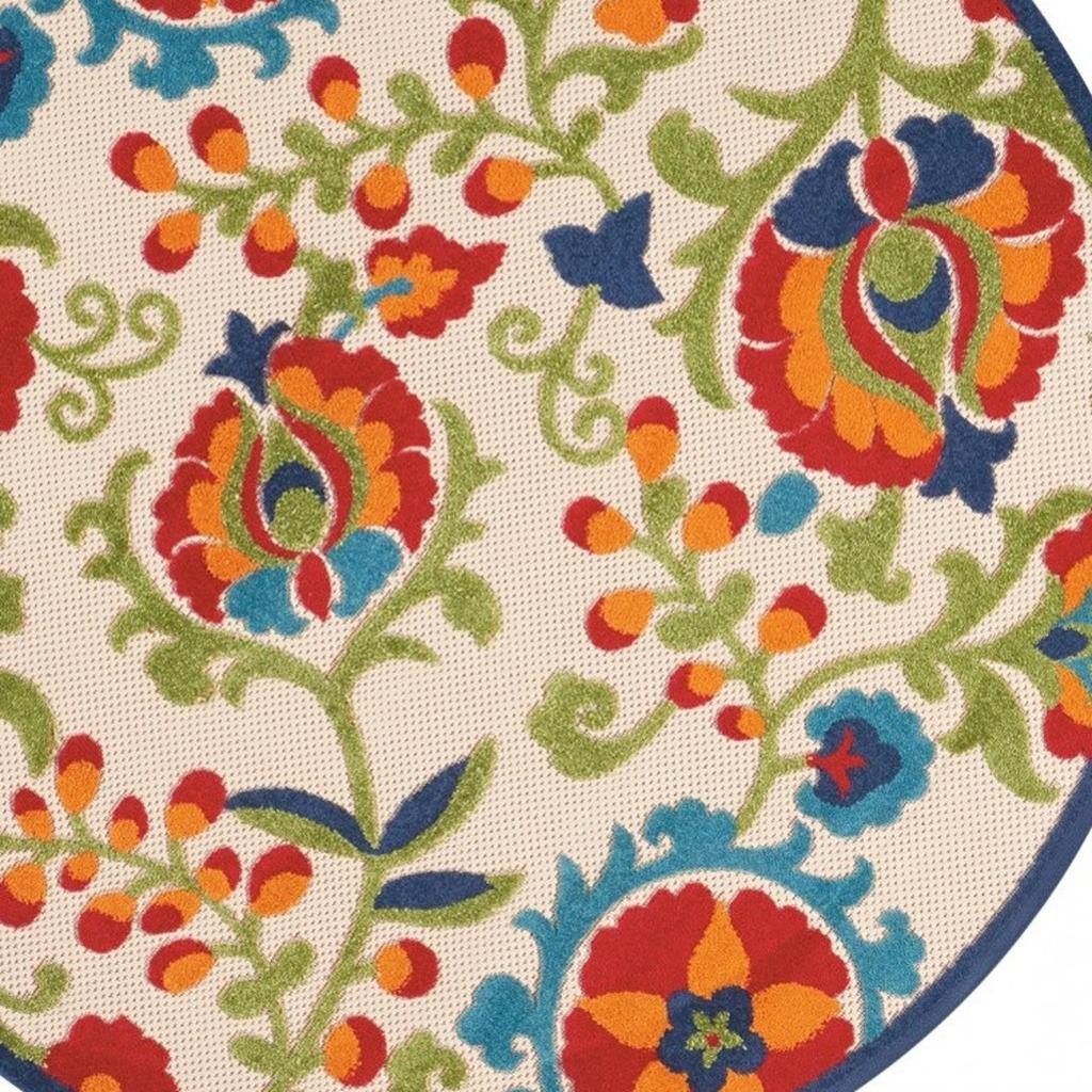 5′ Green And Ivory Indoor Outdoor Round Rug