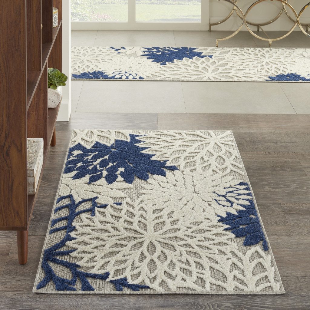 3′ X 4′ Ivory and Blue Indoor/Outdoor Area Rug III