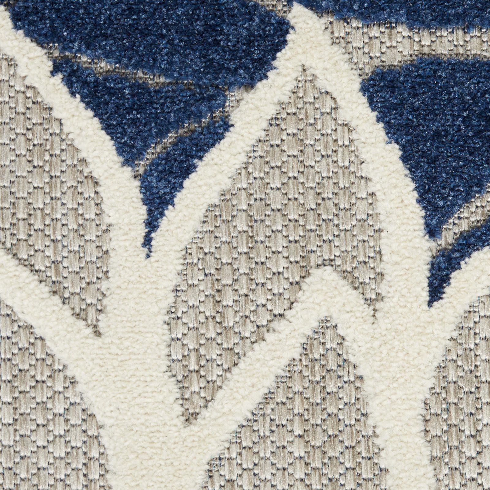 7′ X 10′ Ivory and Blue Indoor-Outdoor Area Rug II