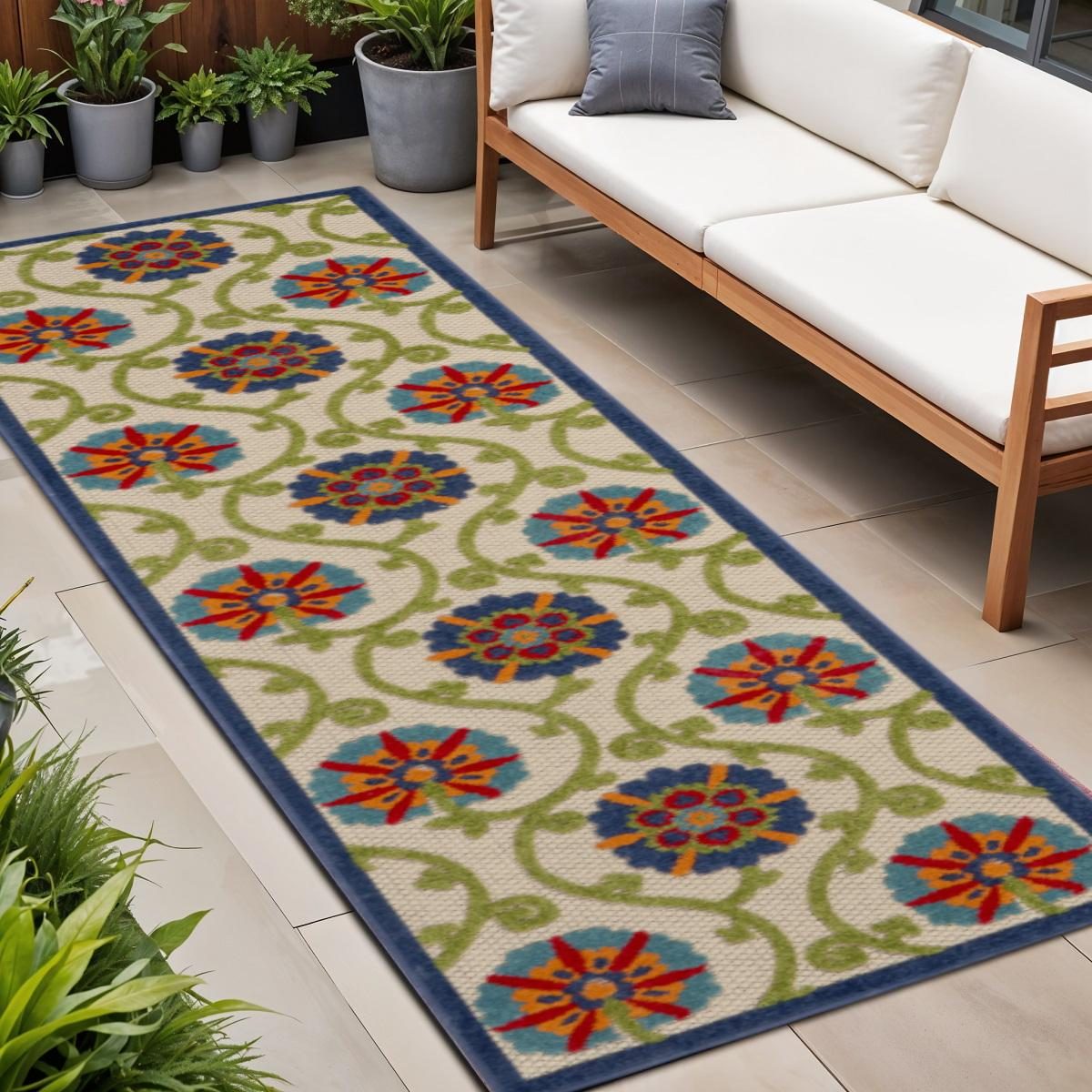 8′ Ivory and Blue Indoor Outdoor Area Rug II