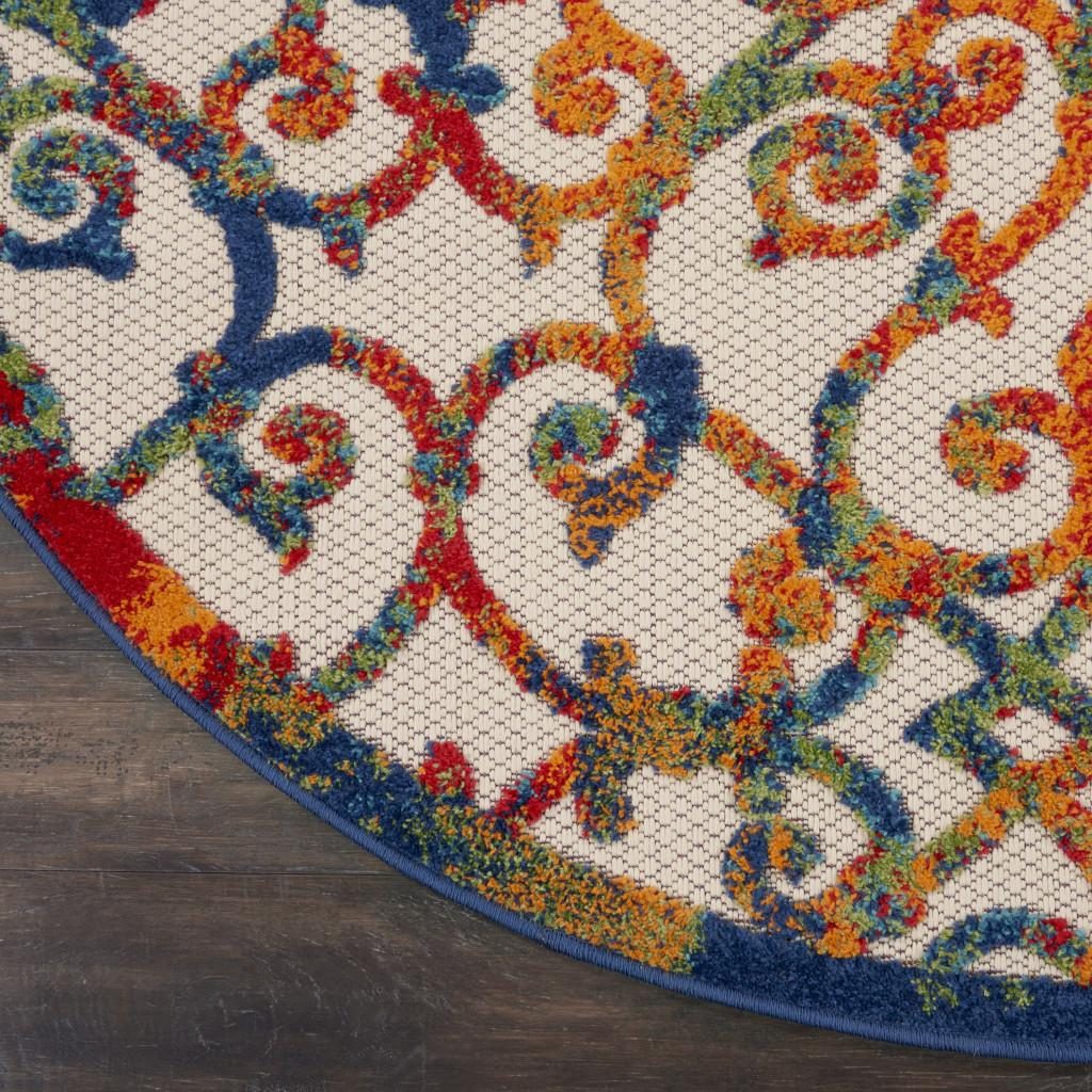5′ Ivory and Blue Round Indoor Outdoor Area Rug