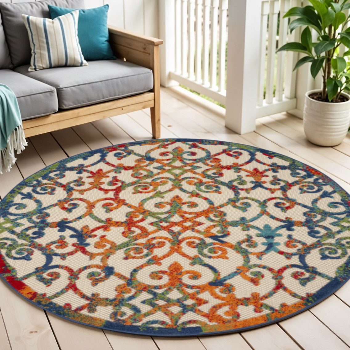 5′ Ivory and Blue Round Indoor Outdoor Area Rug