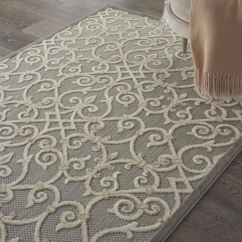 5′ X 8′ Gray And Ivory Indoor Outdoor Area Rug