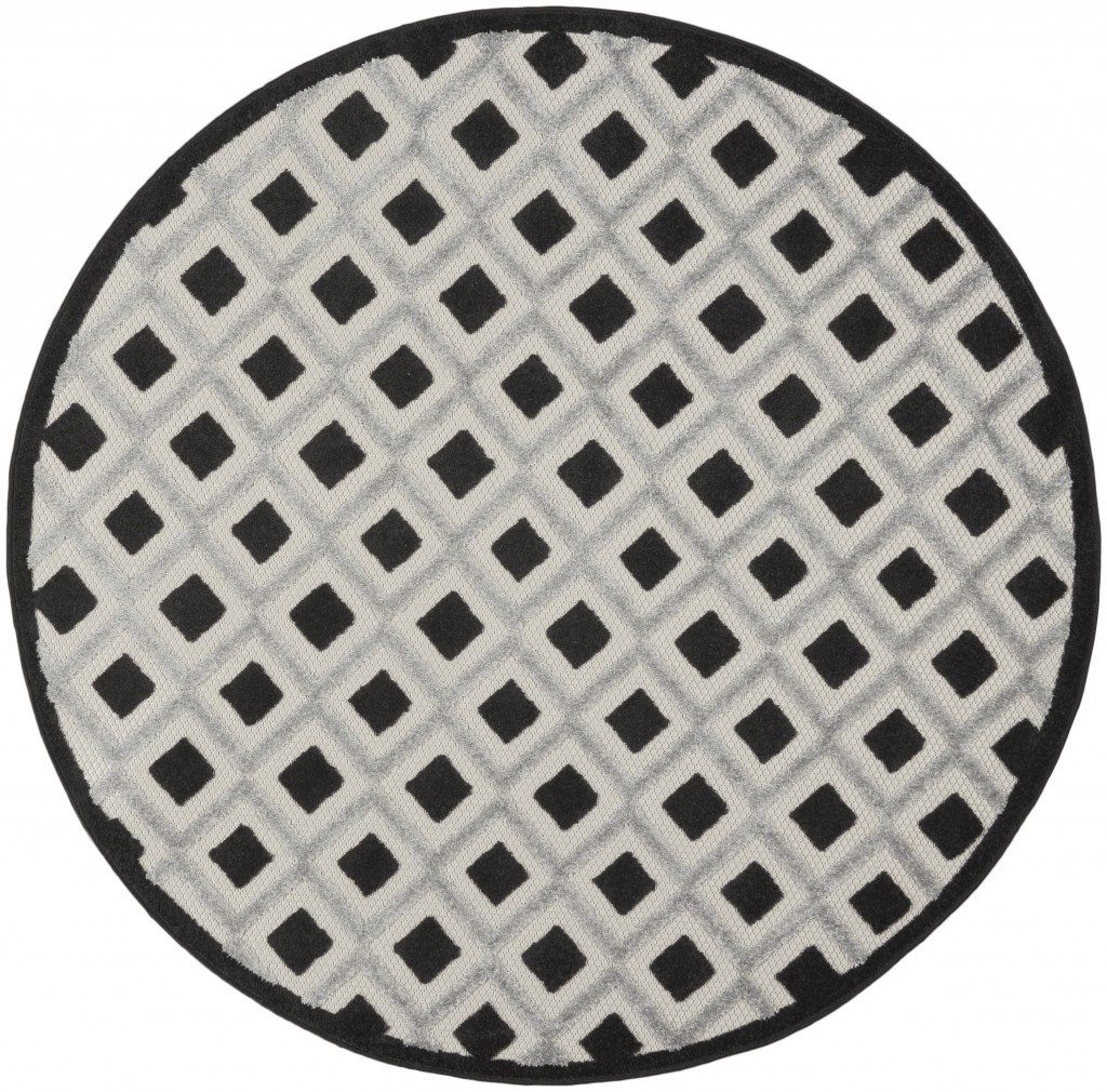 5′ Black and White Indoor Outdoor Round Rug