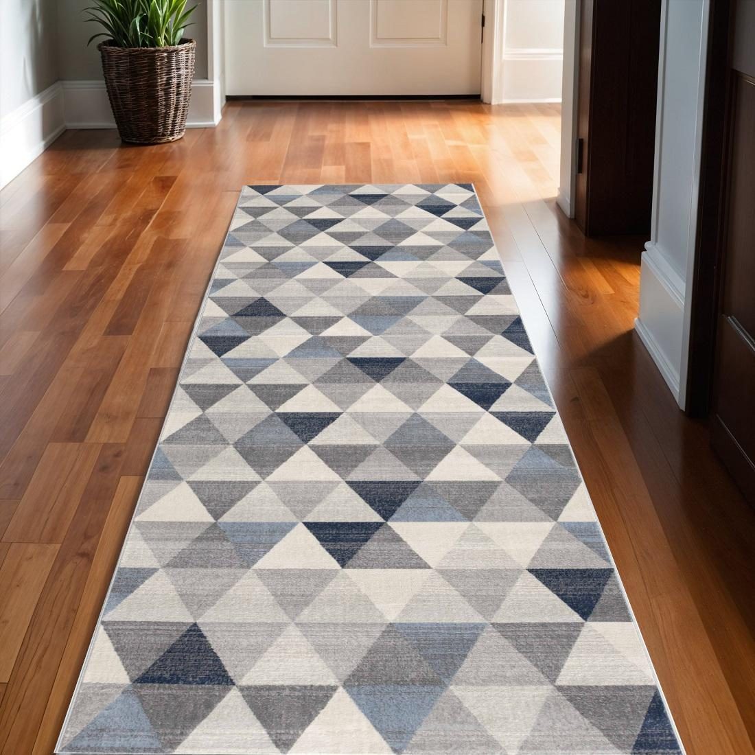 2′ X 10′ Navy Blue Geometric Diamond Runner