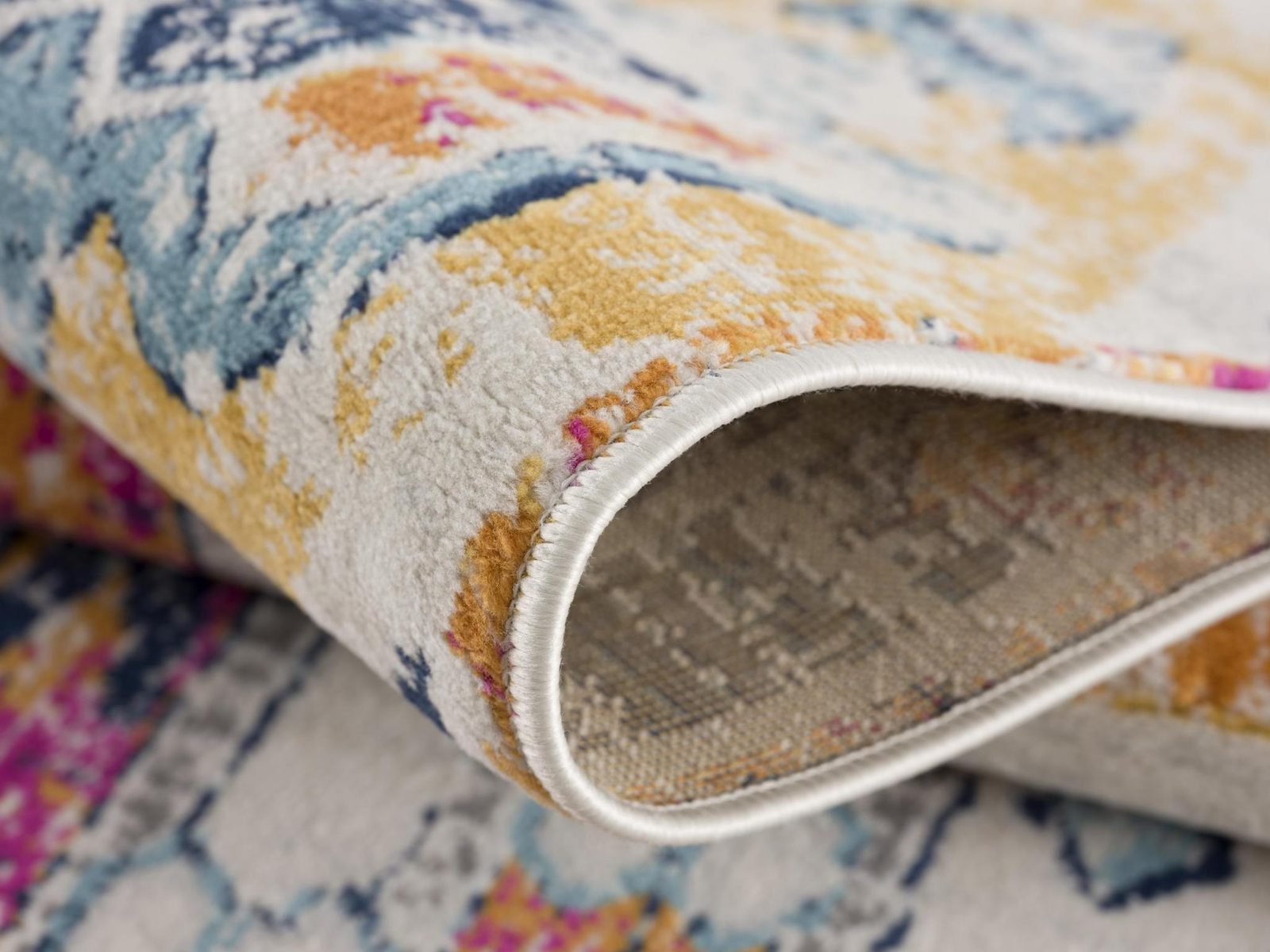 4′ X 6′ Gold and Ivory Southwestern Area Rug