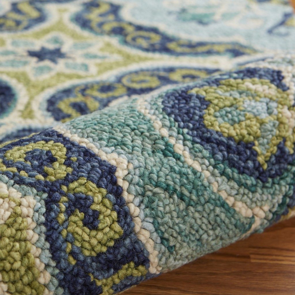 4′ Round Green Floral Artwork Rug