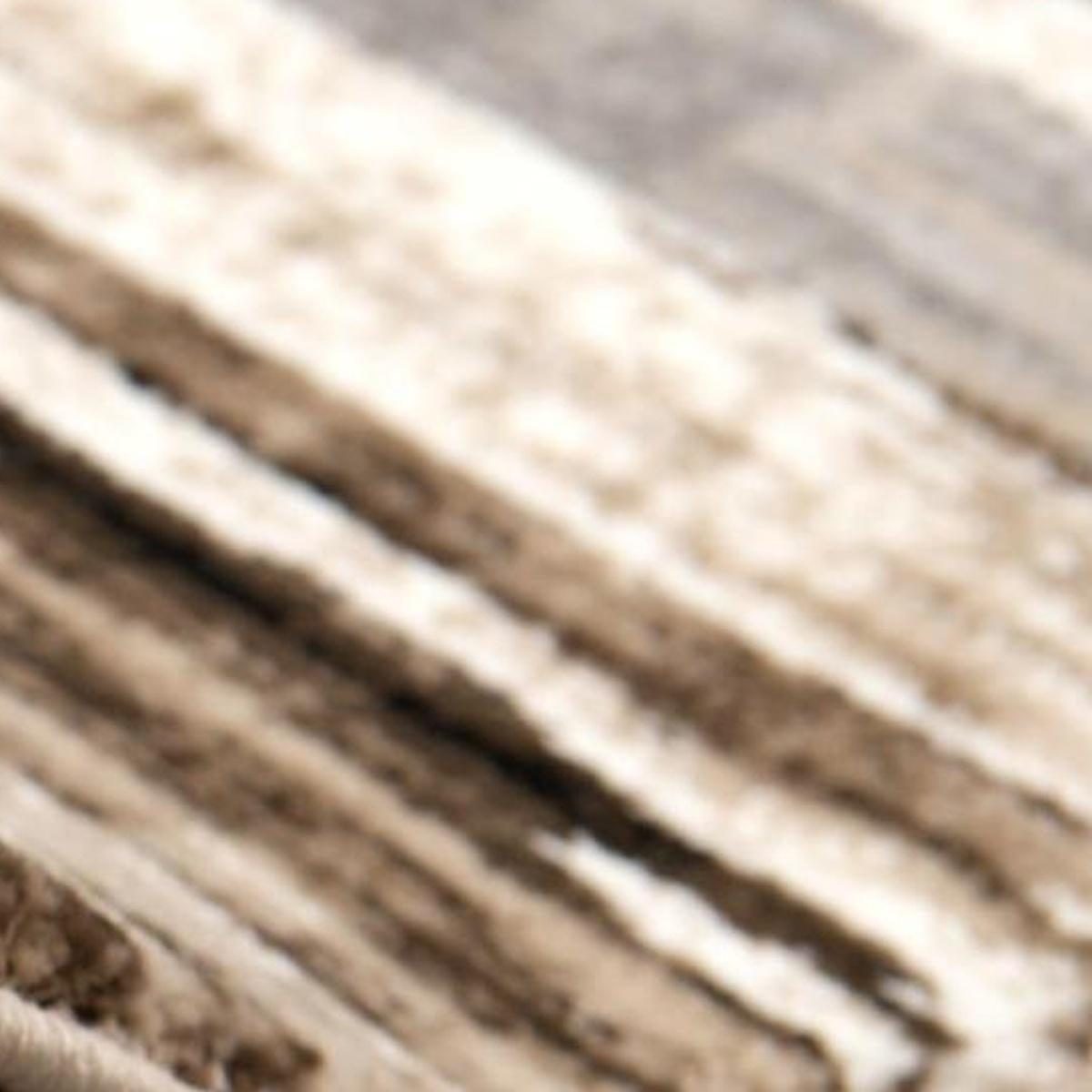 5′ X 7′ Beige Striped Dhurrie Area Rug
