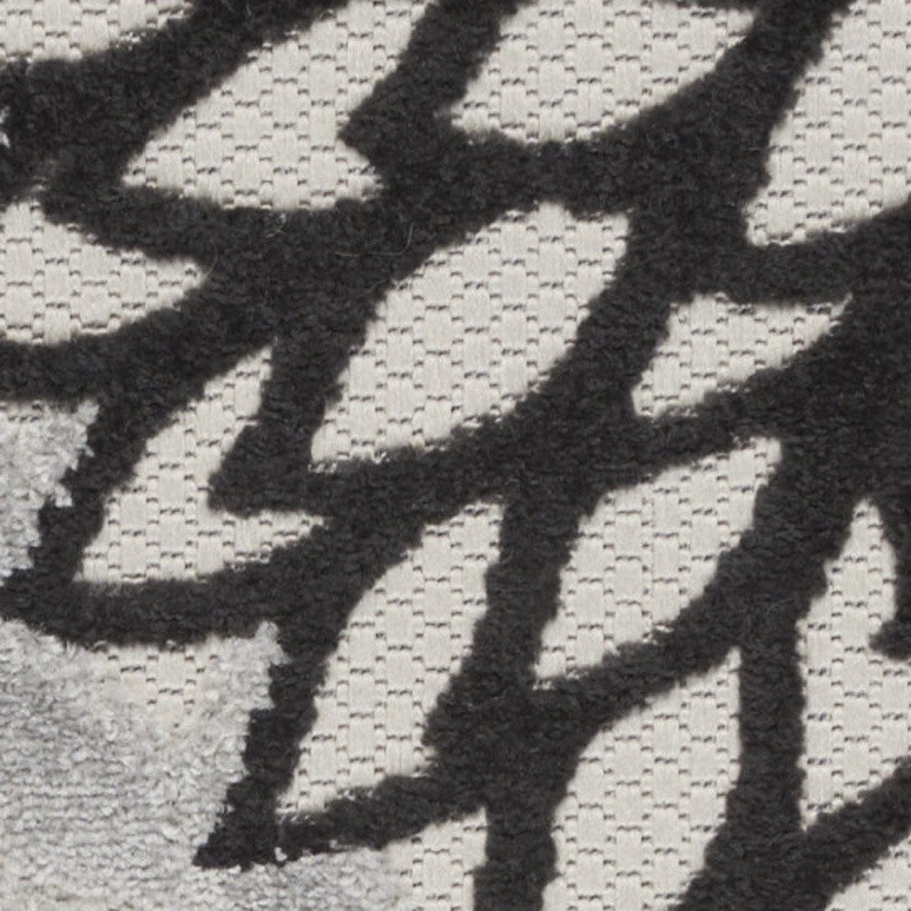 3′ X 4′ Black And White Indoor Outdoor Area Rug