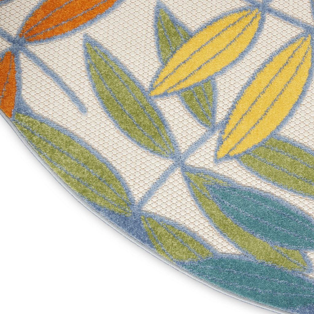 8′ X 8′ Ivory And Blue Round Indoor Outdoor Rug