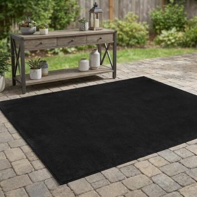 4′ X 6′ Black Stain Resistant Indoor Outdoor Area Rug