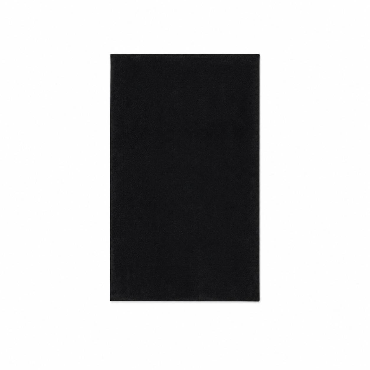 4′ X 6′ Black Stain Resistant Indoor Outdoor Area Rug