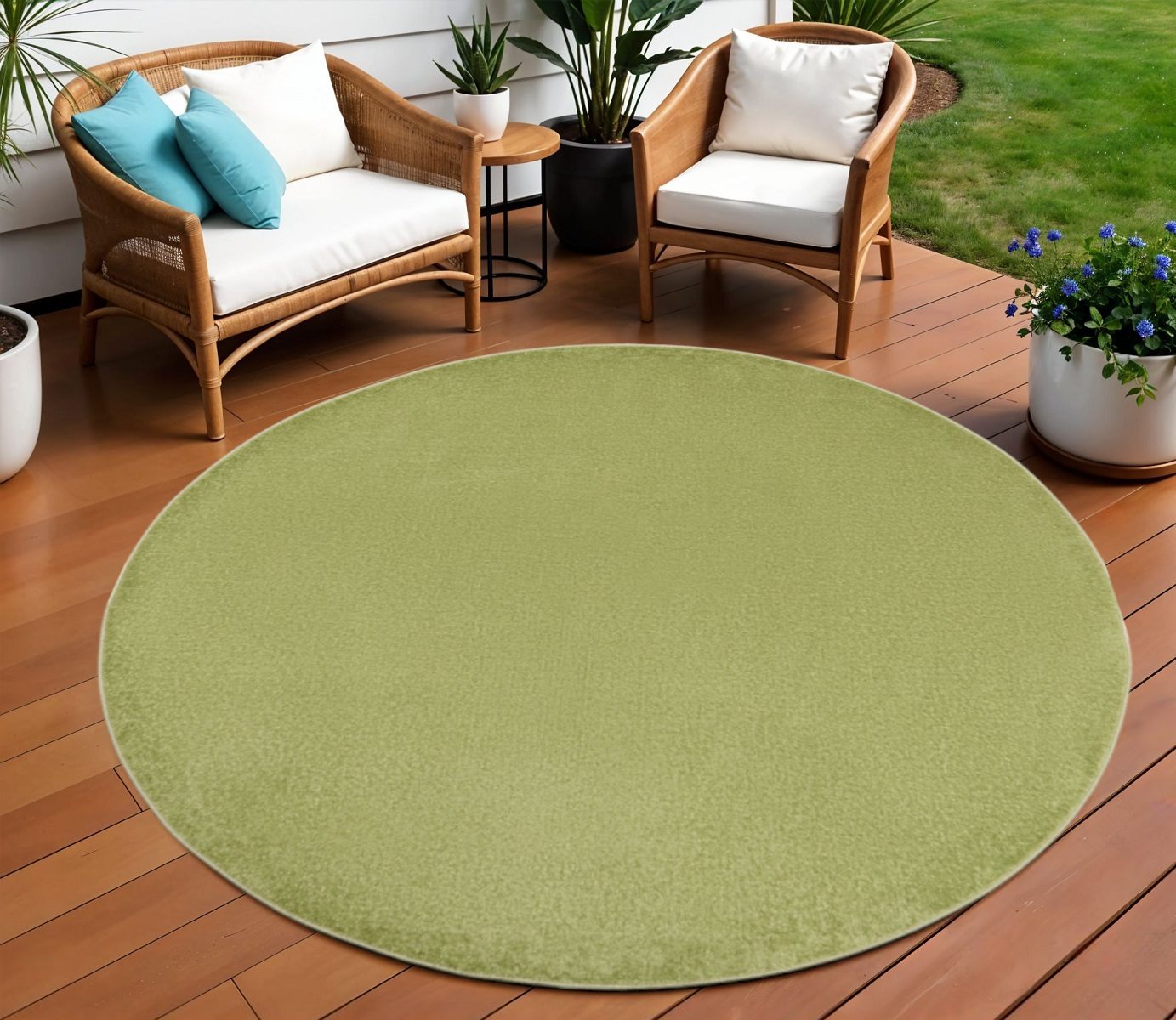 8′ X 8′ Green Round Indoor Outdoor Area Rug
