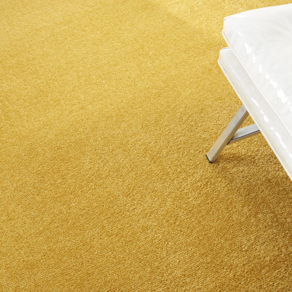 8′ X 8′ Yellow Indoor Outdoor Round Rug