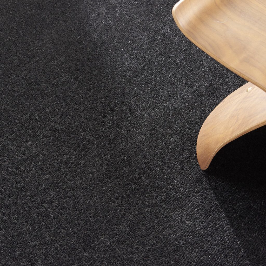 4′ Black Indoor Outdoor Round Rug