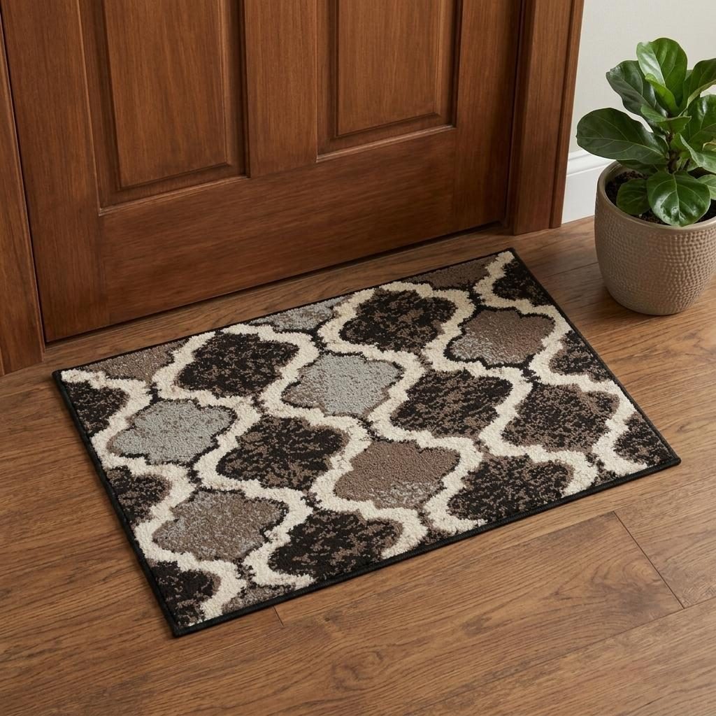 2′ X 3′ Brown Black Ivory Quatrefoil Distressed Area Rug