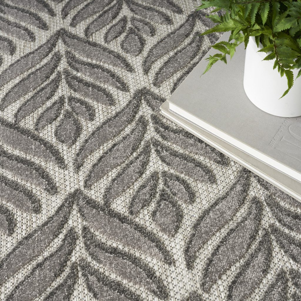 8′ X 11′ Charcoal Floral Indoor Outdoor Area Rug