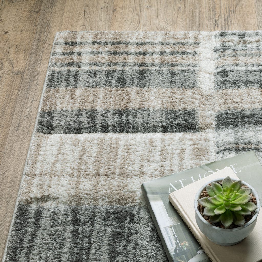 5′ X 8′ Grey Geometric Area Rug