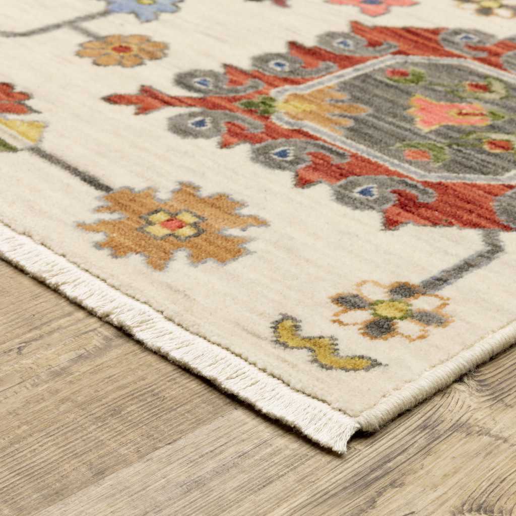 10′ X 13′ Ivory Oriental Area Rug With Fringe