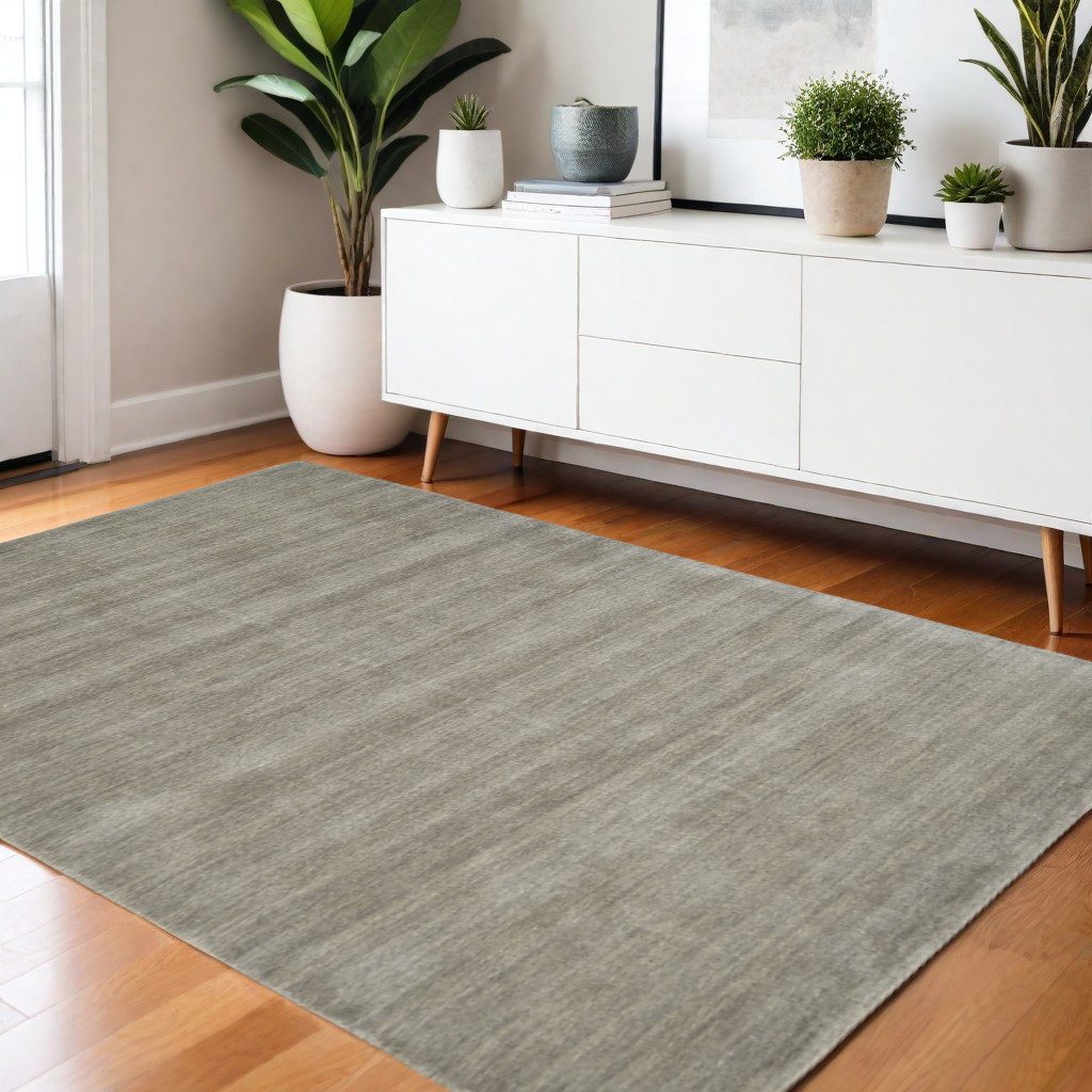 4′ X 6′ Gray and Ivory Wool Area Rug