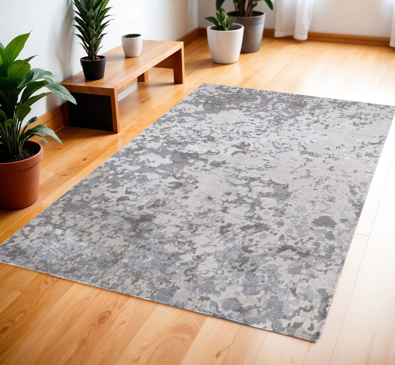 4′ X 6′ Silver Gray And White Abstract Area Rug