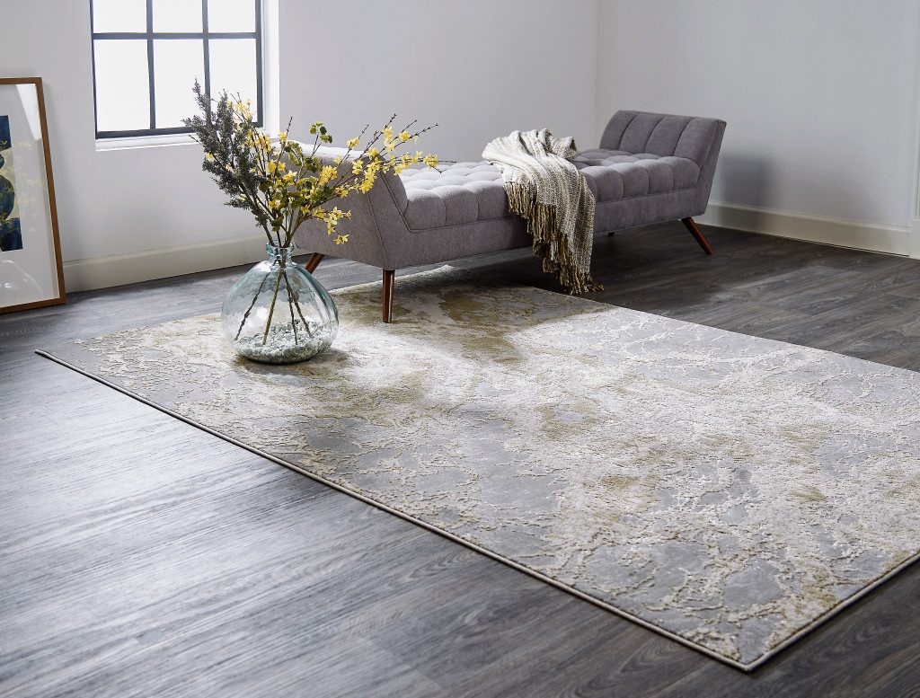 13′ X 20′ Gray and Ivory Abstract Area Rug