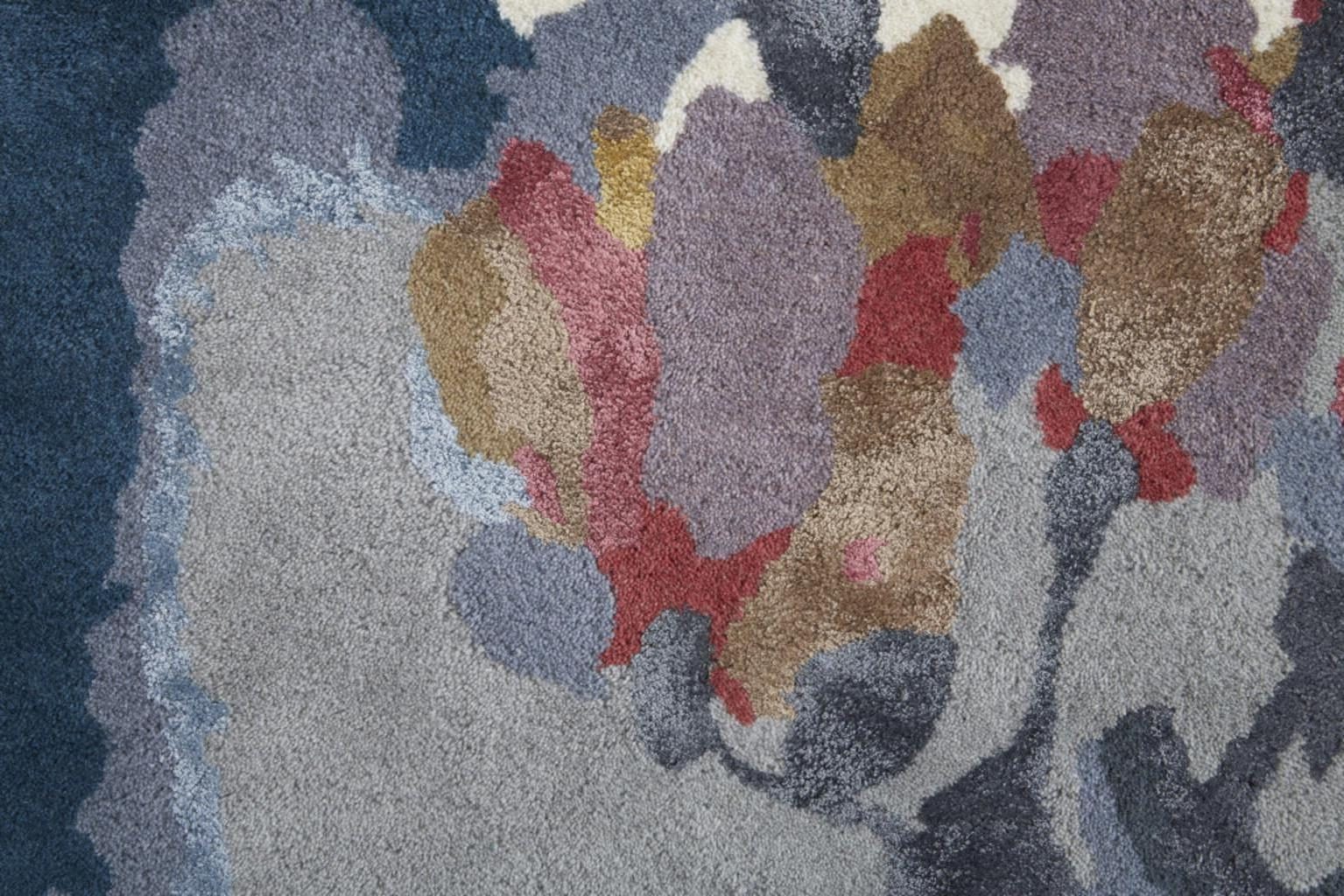 5′ X 8′ Blue Gray Pink Wool Floral Area Rug
