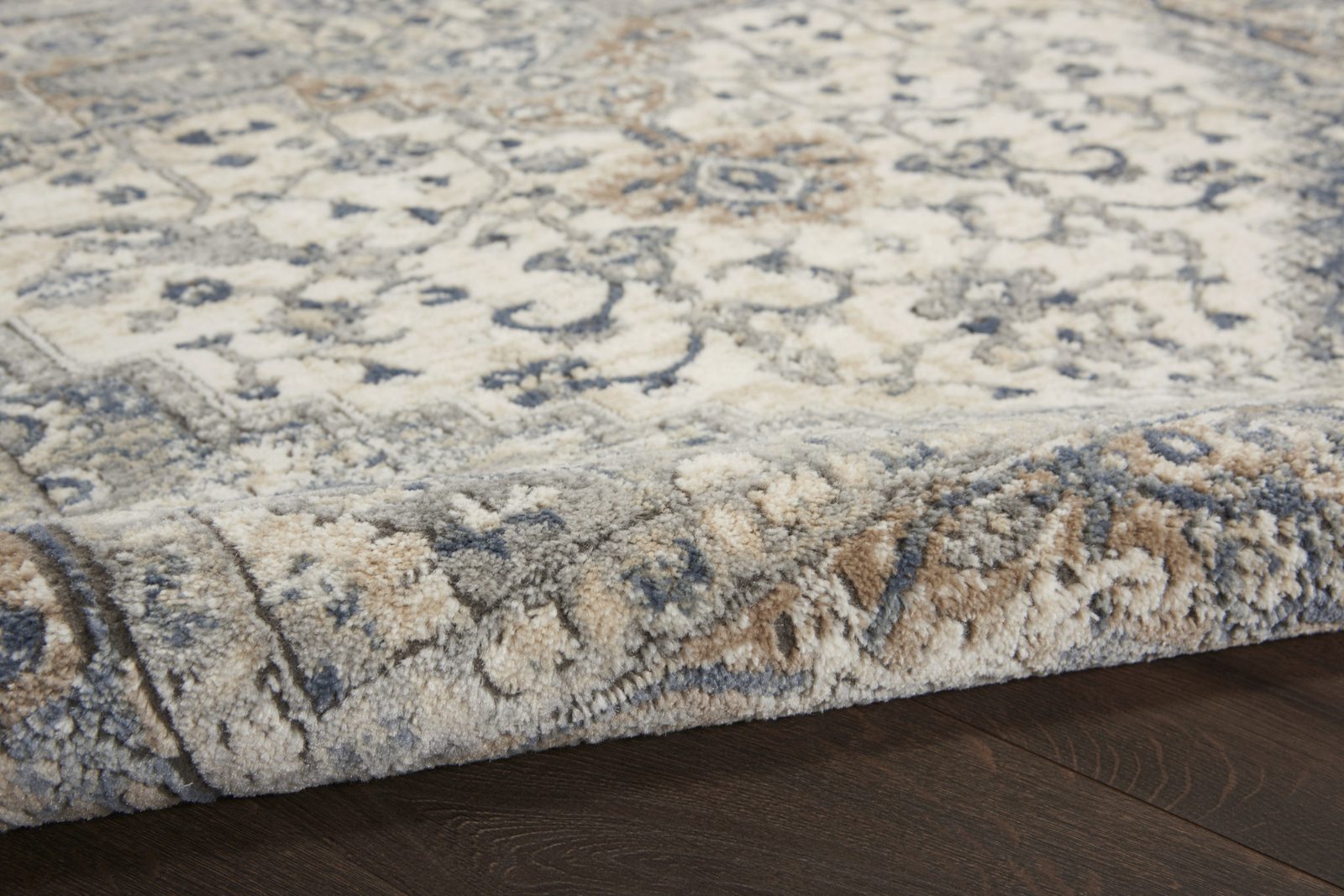 10′ X 14′ Ivory Floral Area Rug II