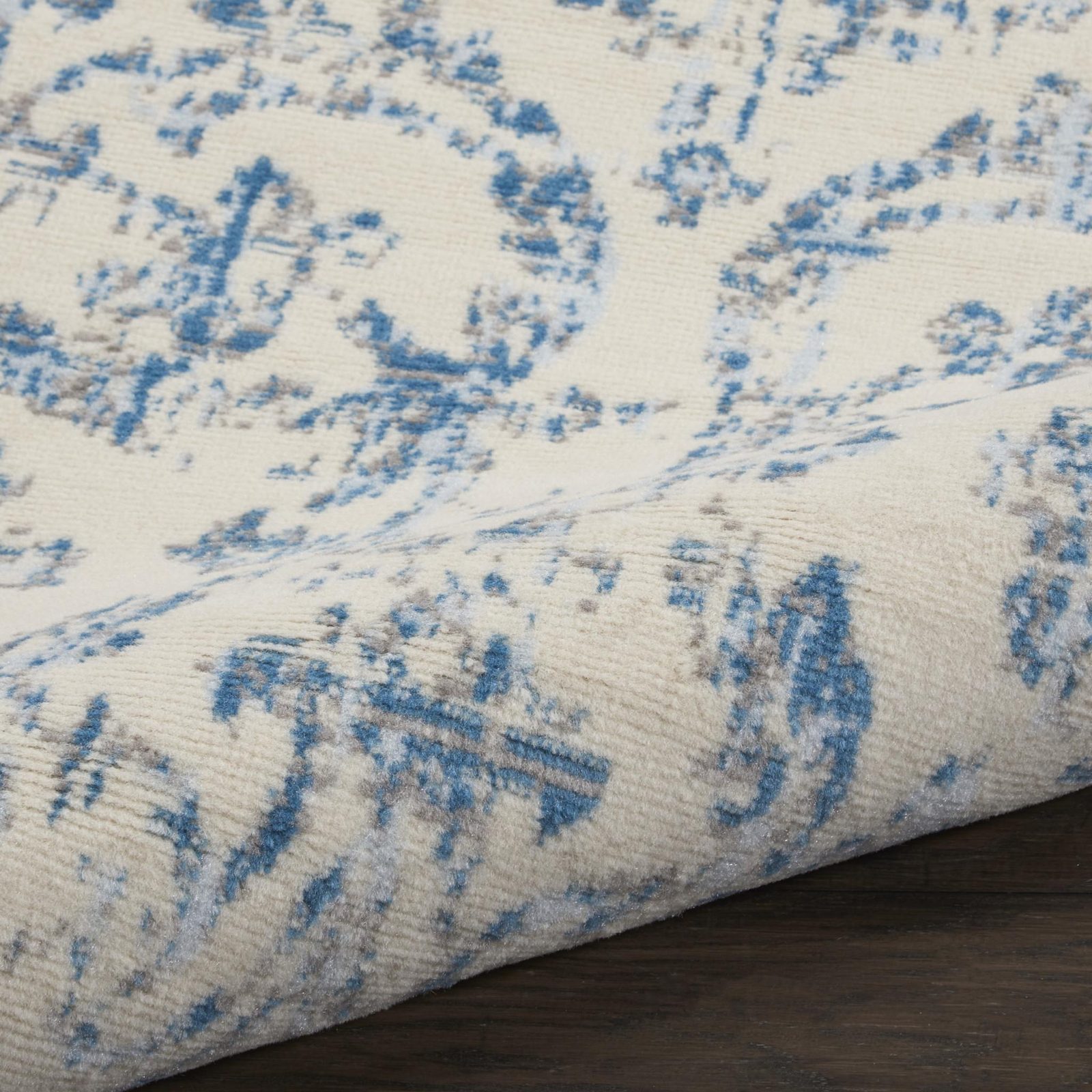 2′ X 4′ Ivory And Blue Damask Area Rug